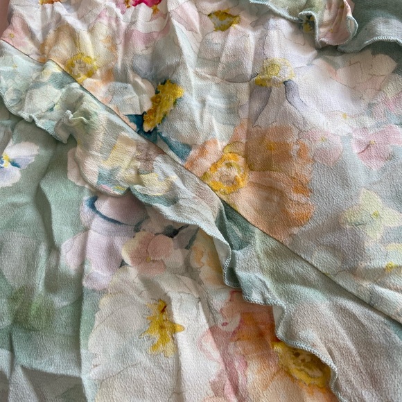 H&M ruffled mini dress - Picture 2 of 3